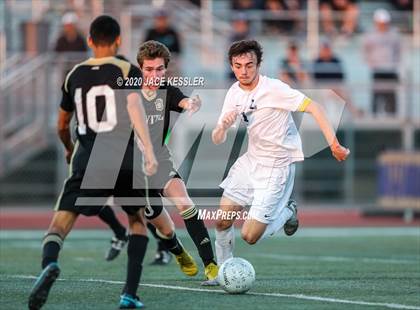 Thumbnail 3 in Servite vs. Loyola (CIF Southern Section D1 Final) photogallery.
