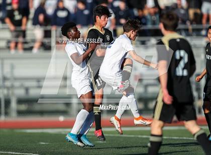 Thumbnail 2 in Servite vs. Loyola (CIF Southern Section D1 Final) photogallery.