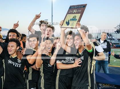 Thumbnail 2 in Servite vs. Loyola (CIF Southern Section D1 Final) photogallery.