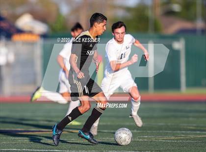Thumbnail 3 in Servite vs. Loyola (CIF Southern Section D1 Final) photogallery.