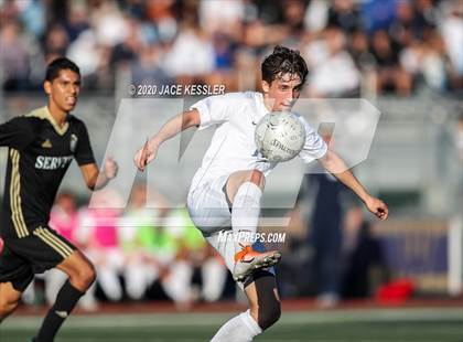 Thumbnail 1 in Servite vs. Loyola (CIF Southern Section D1 Final) photogallery.