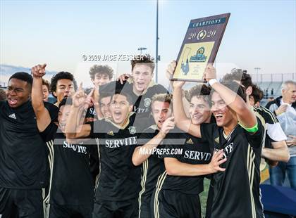 Thumbnail 1 in Servite vs. Loyola (CIF Southern Section D1 Final) photogallery.