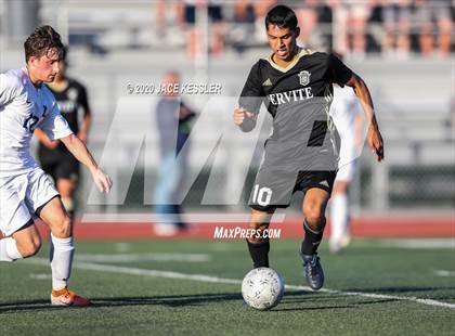 Thumbnail 2 in Servite vs. Loyola (CIF Southern Section D1 Final) photogallery.