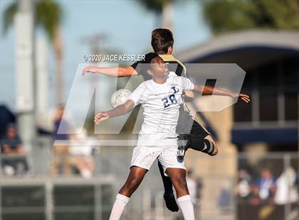 Thumbnail 2 in Servite vs. Loyola (CIF Southern Section D1 Final) photogallery.
