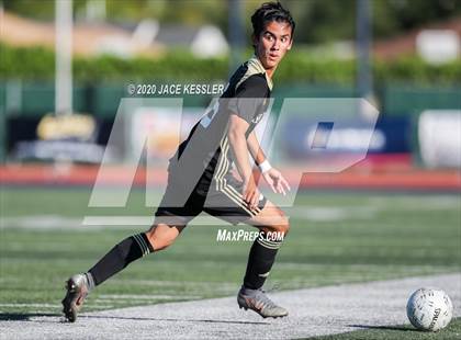 Thumbnail 1 in Servite vs. Loyola (CIF Southern Section D1 Final) photogallery.