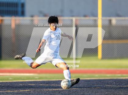 Thumbnail 1 in Servite vs. Loyola (CIF Southern Section D1 Final) photogallery.