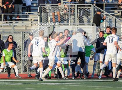 Thumbnail 3 in Servite vs. Loyola (CIF Southern Section D1 Final) photogallery.