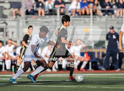 Thumbnail 3 in Servite vs. Loyola (CIF Southern Section D1 Final) photogallery.