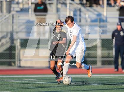 Thumbnail 1 in Servite vs. Loyola (CIF Southern Section D1 Final) photogallery.