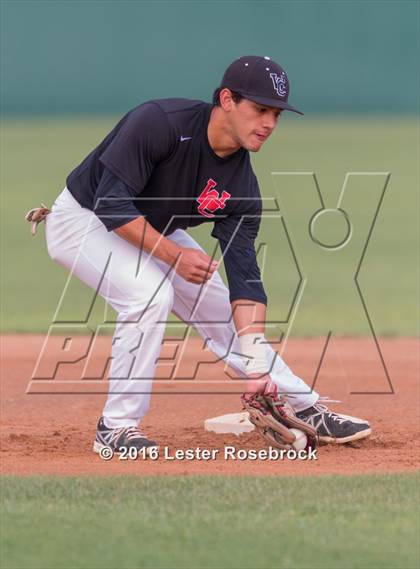 Thumbnail 2 in Holmes vs Churchill ( UIL 6A Area Playoffs) photogallery.