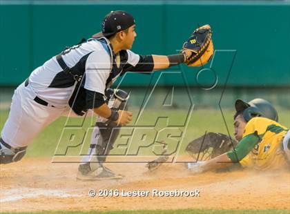 Thumbnail 1 in Holmes vs Churchill ( UIL 6A Area Playoffs) photogallery.