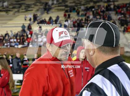 Thumbnail 3 in Fort Osage vs. Vianney (MSHSAA Class 5 Show-Me Bowl) photogallery.