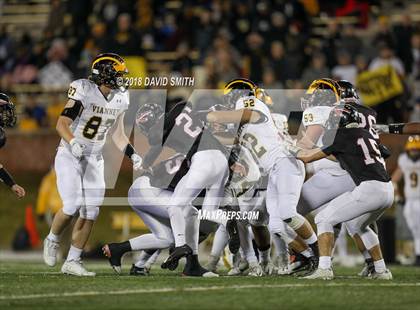 Thumbnail 1 in Fort Osage vs. Vianney (MSHSAA Class 5 Show-Me Bowl) photogallery.