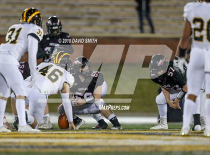 Thumbnail 1 in Fort Osage vs. Vianney (MSHSAA Class 5 Show-Me Bowl) photogallery.