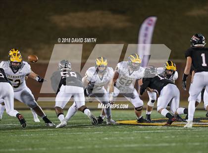 Thumbnail 1 in Fort Osage vs. Vianney (MSHSAA Class 5 Show-Me Bowl) photogallery.