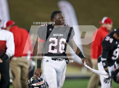 Thumbnail 2 in Fort Osage vs. Vianney (MSHSAA Class 5 Show-Me Bowl) photogallery.