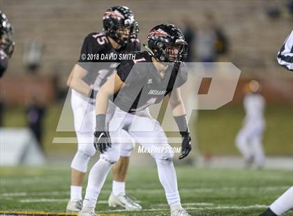 Thumbnail 2 in Fort Osage vs. Vianney (MSHSAA Class 5 Show-Me Bowl) photogallery.