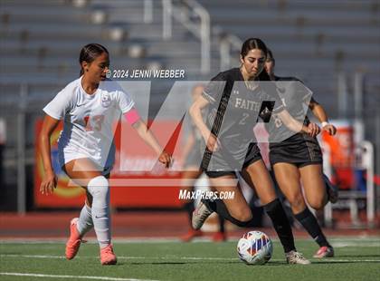 Thumbnail 2 in Coronado vs. Faith Lutheran (NIAA 5A Semifinal) photogallery.