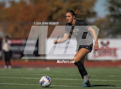 Thumbnail 2 in Coronado vs. Faith Lutheran (NIAA 5A Semifinal) photogallery.