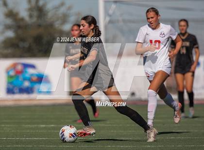 Thumbnail 2 in Coronado vs. Faith Lutheran (NIAA 5A Semifinal) photogallery.