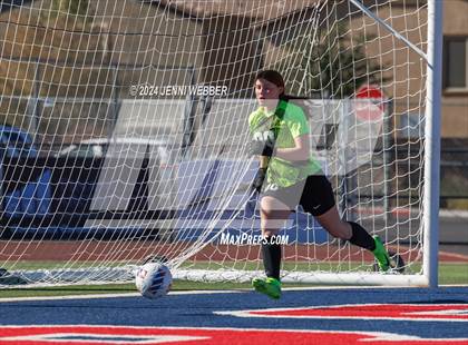Thumbnail 2 in Coronado vs. Faith Lutheran (NIAA 5A Semifinal) photogallery.
