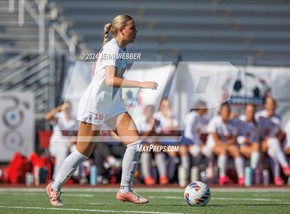 Thumbnail 3 in Coronado vs. Faith Lutheran (NIAA 5A Semifinal) photogallery.