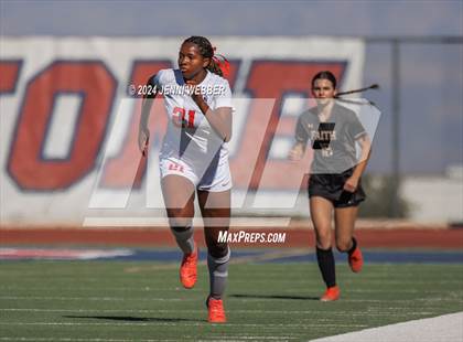 Thumbnail 1 in Coronado vs. Faith Lutheran (NIAA 5A Semifinal) photogallery.