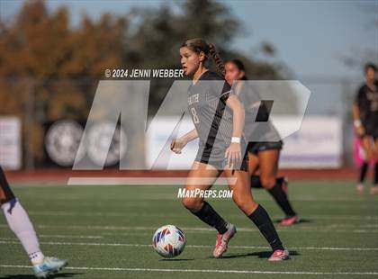 Thumbnail 1 in Coronado vs. Faith Lutheran (NIAA 5A Semifinal) photogallery.