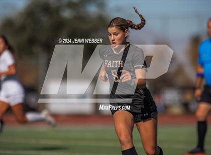 Thumbnail 2 in Coronado vs. Faith Lutheran (NIAA 5A Semifinal) photogallery.
