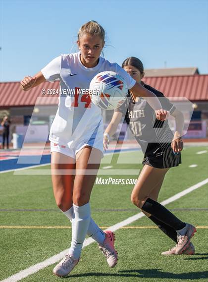 Thumbnail 1 in Coronado vs. Faith Lutheran (NIAA 5A Semifinal) photogallery.