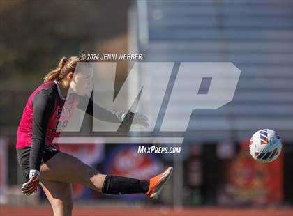 Thumbnail 2 in Coronado vs. Faith Lutheran (NIAA 5A Semifinal) photogallery.