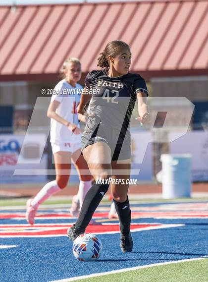 Thumbnail 3 in Coronado vs. Faith Lutheran (NIAA 5A Semifinal) photogallery.