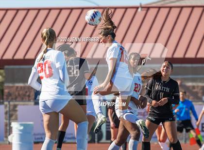 Thumbnail 3 in Coronado vs. Faith Lutheran (NIAA 5A Semifinal) photogallery.