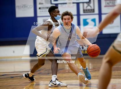 Thumbnail 1 in Mater Dei @ Althoff Catholic photogallery.