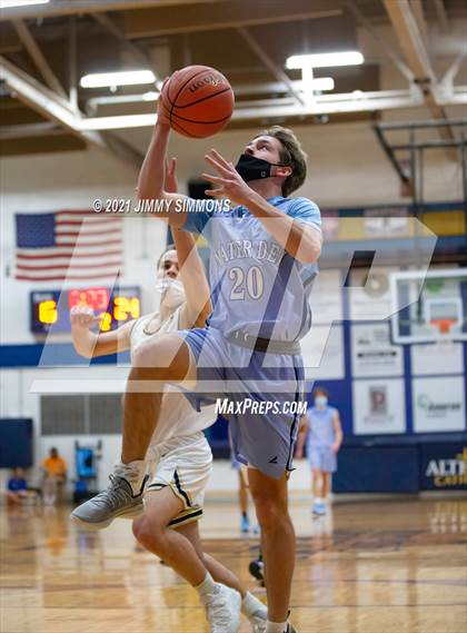 Thumbnail 1 in Mater Dei @ Althoff Catholic photogallery.