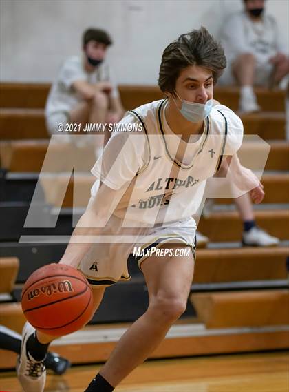 Thumbnail 1 in Mater Dei @ Althoff Catholic photogallery.