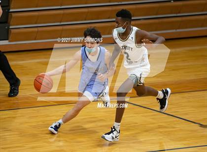 Thumbnail 3 in Mater Dei @ Althoff Catholic photogallery.
