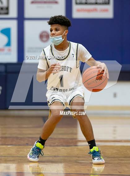 Thumbnail 2 in Mater Dei @ Althoff Catholic photogallery.