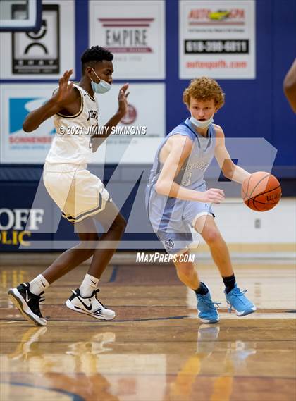 Thumbnail 1 in Mater Dei @ Althoff Catholic photogallery.