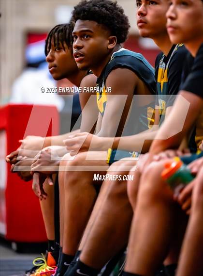 Thumbnail 1 in Chaffey vs. Eisenhower photogallery.