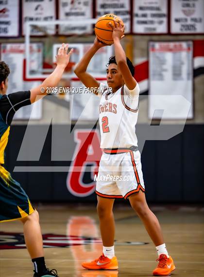 Thumbnail 3 in Chaffey vs. Eisenhower photogallery.