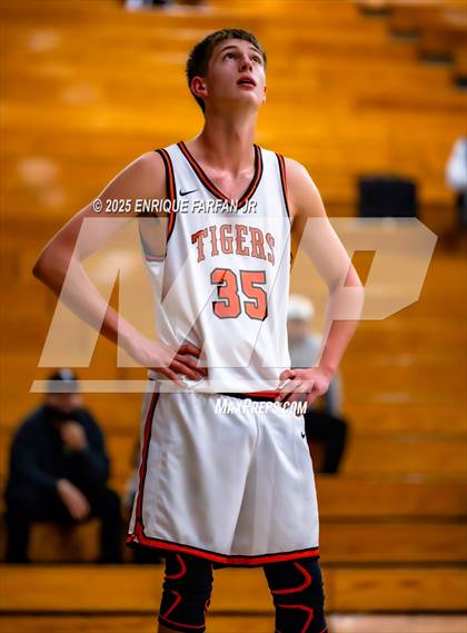 Thumbnail 2 in Chaffey vs. Eisenhower photogallery.