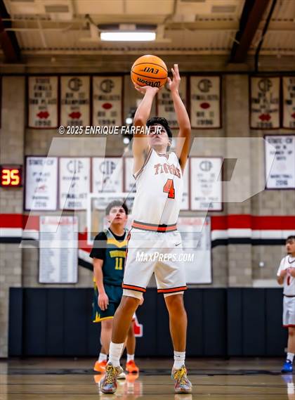 Thumbnail 1 in Chaffey vs. Eisenhower photogallery.