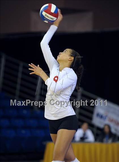 Thumbnail 2 in Cathedral Catholic vs. Campolindo (CIF State D3 Final) photogallery.