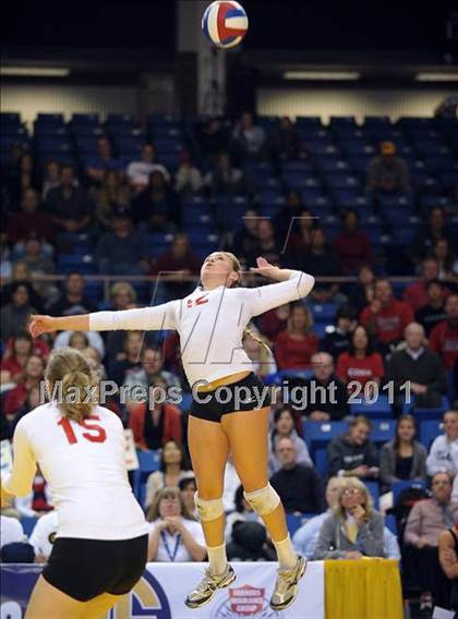 Thumbnail 3 in Cathedral Catholic vs. Campolindo (CIF State D3 Final) photogallery.