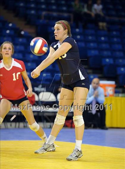 Thumbnail 1 in Cathedral Catholic vs. Campolindo (CIF State D3 Final) photogallery.
