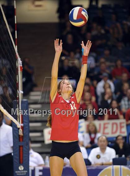 Thumbnail 2 in Cathedral Catholic vs. Campolindo (CIF State D3 Final) photogallery.
