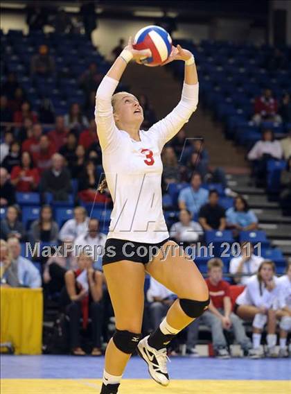 Thumbnail 2 in Cathedral Catholic vs. Campolindo (CIF State D3 Final) photogallery.