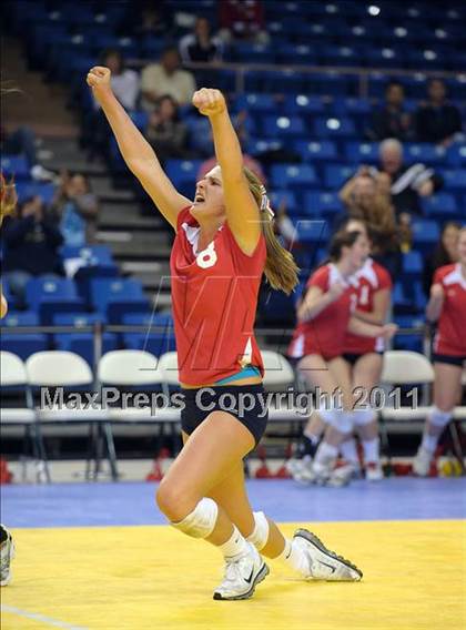 Thumbnail 3 in Cathedral Catholic vs. Campolindo (CIF State D3 Final) photogallery.