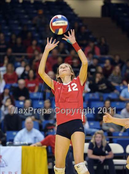 Thumbnail 2 in Cathedral Catholic vs. Campolindo (CIF State D3 Final) photogallery.
